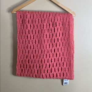 Collection‎ 18 pink winter scarf NWT
